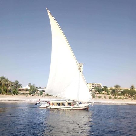 Nile Felucca Adventure Hotel Aswan Ngoại thất bức ảnh