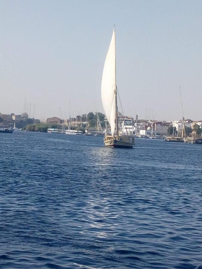 Nile Felucca Adventure Hotel Aswan Ngoại thất bức ảnh