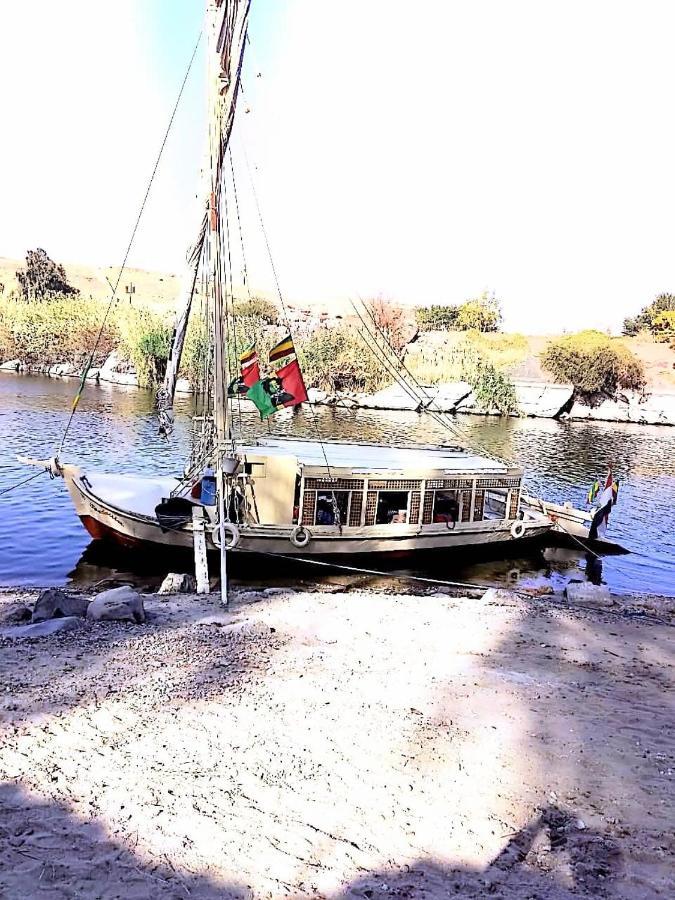 Nile Felucca Adventure Hotel Aswan Ngoại thất bức ảnh