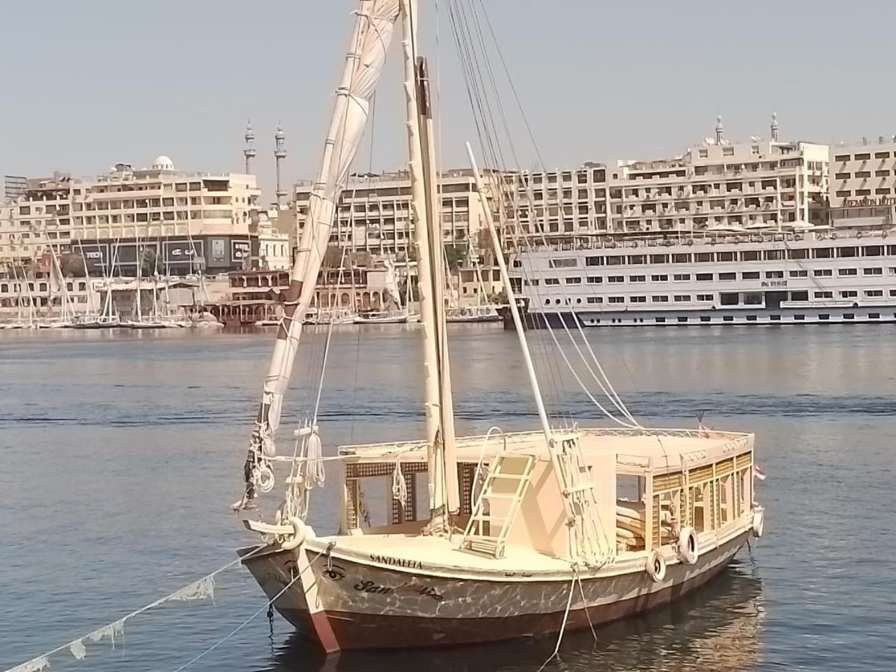 Nile Felucca Adventure Hotel Aswan Ngoại thất bức ảnh